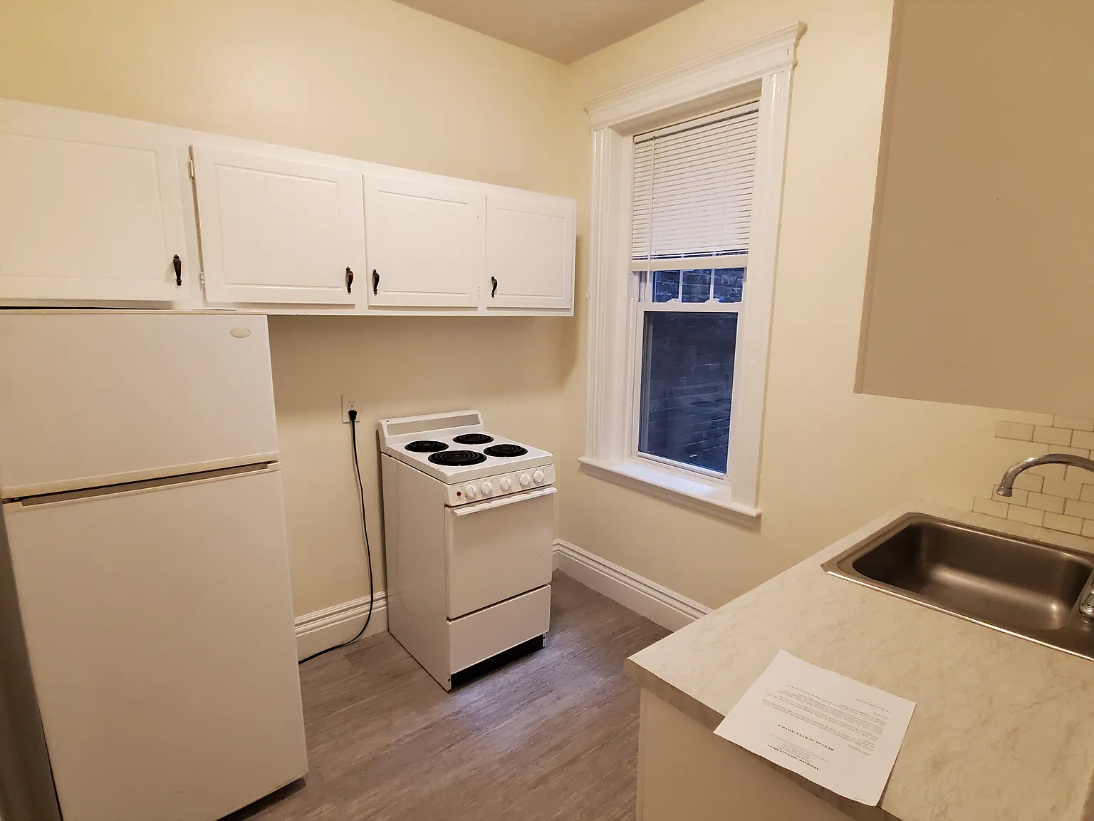 1 bed, 9999 sqft, $2,300 — Photo 2