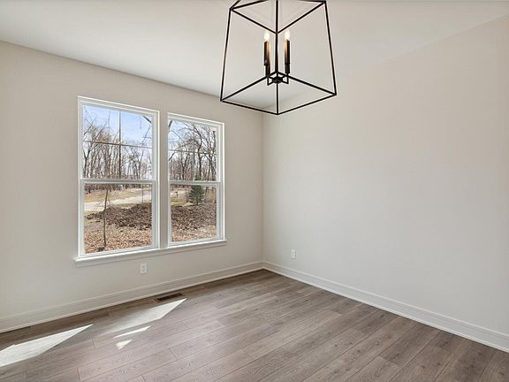 3rd image of 6552 Chaffey Creek Trl