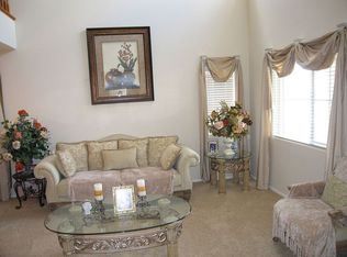 10819 Grand Prairie Dr, Bakersfield, CA 93311