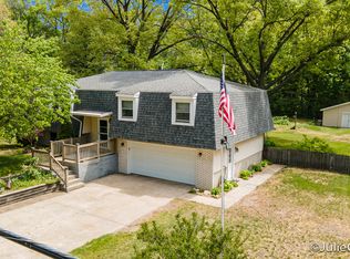 6458 Tamarack Dr, Fruitport, MI 49415