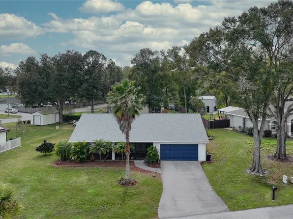 3348 Grove Pl, Land O Lakes, FL 34639