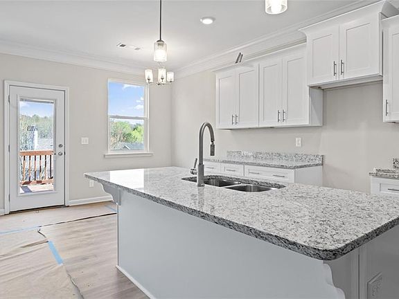 5th image of 2811 Fareed St
