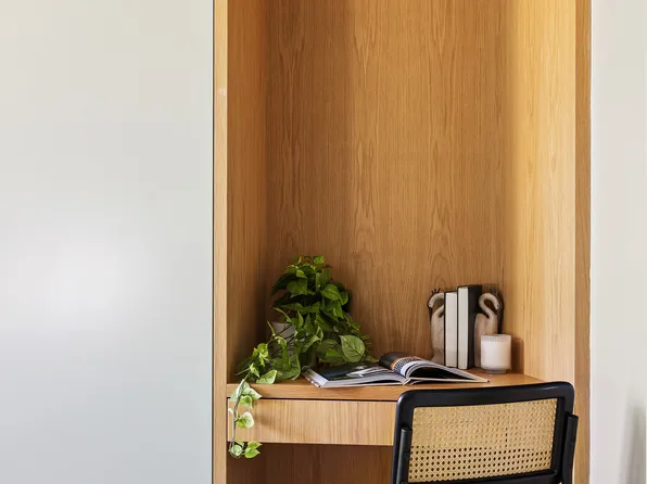 265 Riverside Drive image 5 of 10