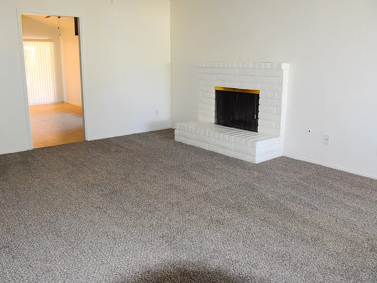 3105 Hidden Oaks Dr — Photo 5