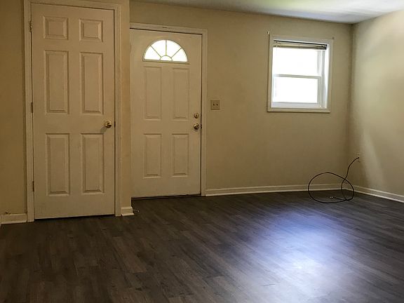 2nd image of 1503 E Holston Ave #4