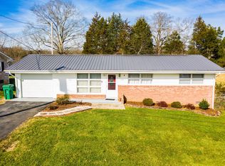 220 Archdale Dr, Kingsport, TN 37663