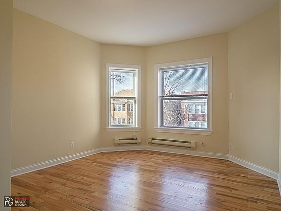4th image of 4421 N Wolcott Ave #4423B1