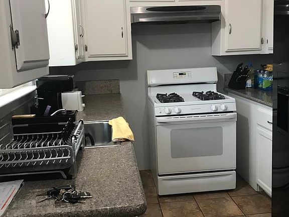 3rd image of 7480 21st St