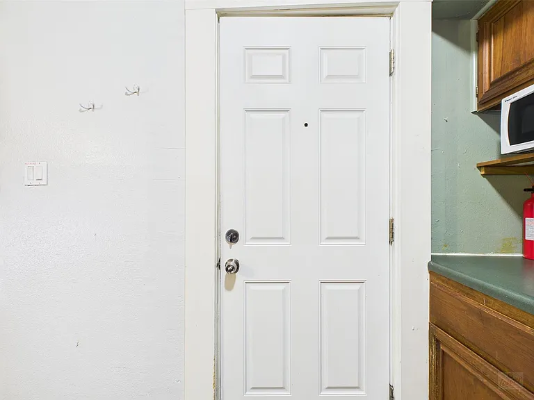 3006 Duval St #1 — Photo 10