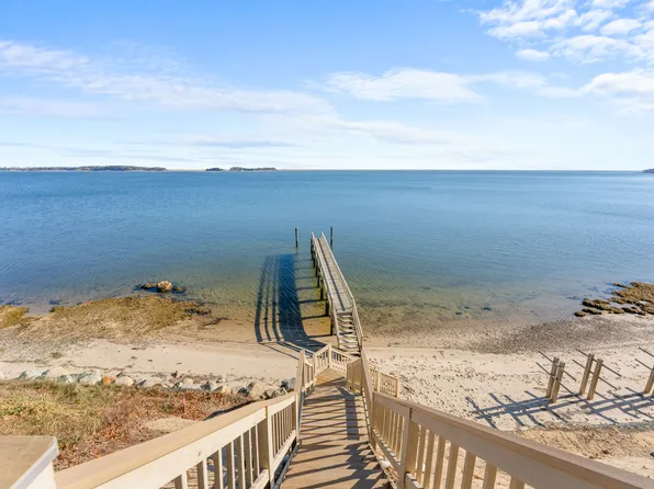 16 Carlton Rd, Orleans, MA 02653