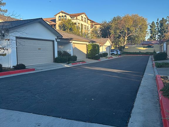 2nd image of 1005 Bryant Way APT E
