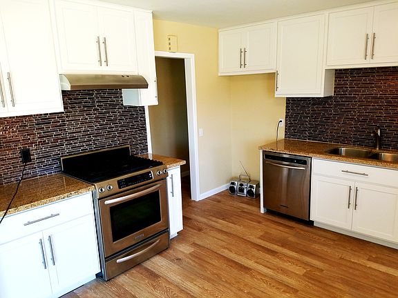 4th image of 2541 W Eola Dr