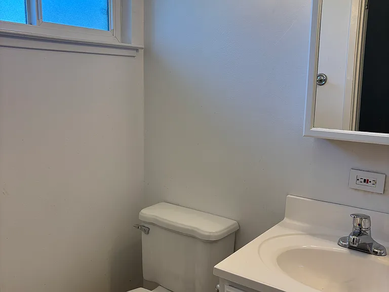 8613 Midfield Way — Photo 9