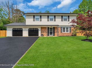 5 Pittsfield Rd, Howell, NJ 07731