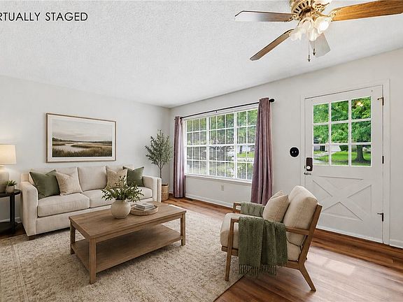 2nd image of 725 N Washington Ave