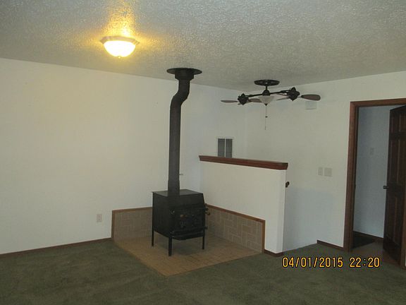 2nd image of 951 N Colonial Dr