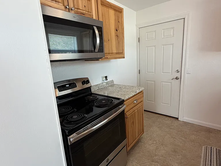 178 S Main St #148 — Photo 3