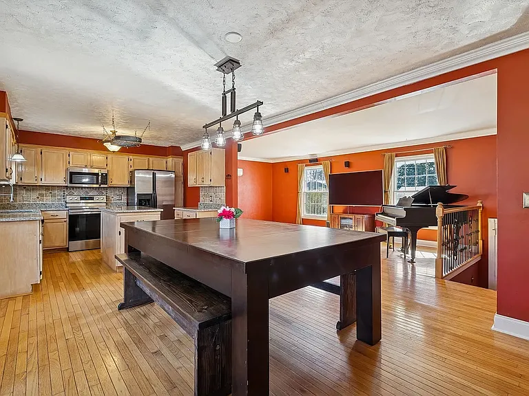 7424 George Gaines Rd — Photo 8