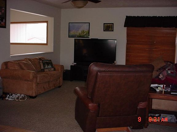 2nd image of 817 Madison Dr