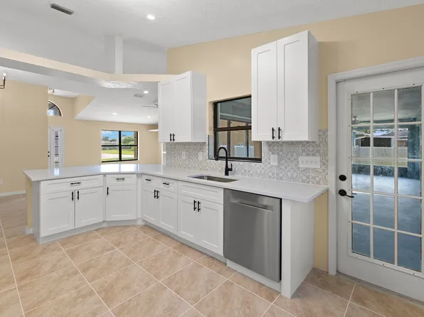 517 NW Placid Avenue, Port St Lucie, FL 34983
