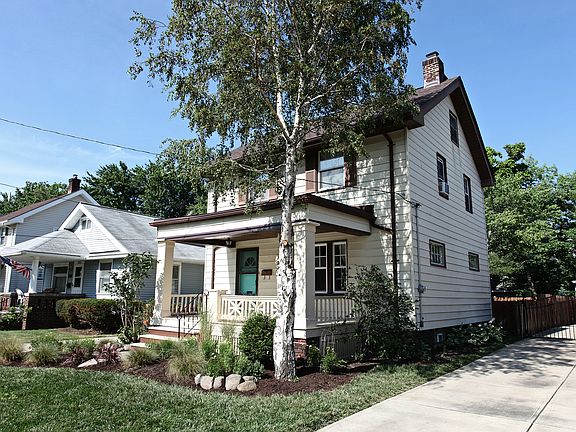 4th image of 2136 Woodward Ave