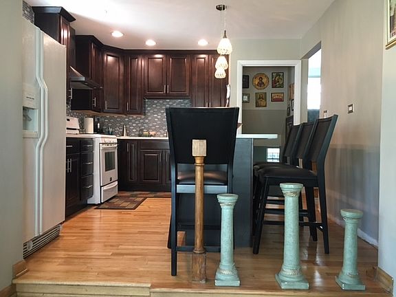 5th image of 2671 Pearle Dr
