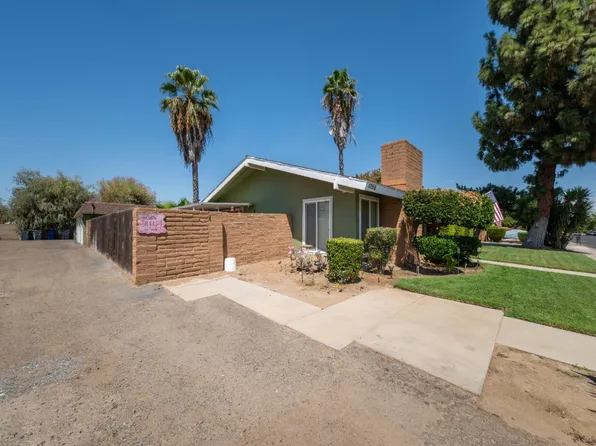 1058 Pierce Dr, Clovis, CA 93612