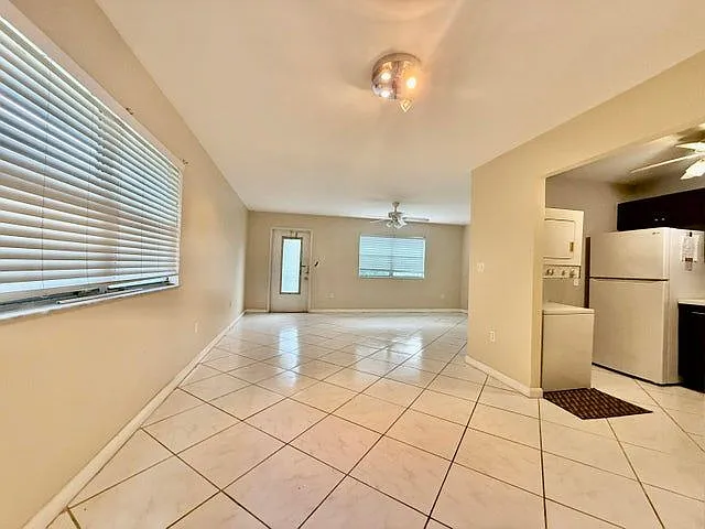 139 Tuscany Ln #B — Photo 2