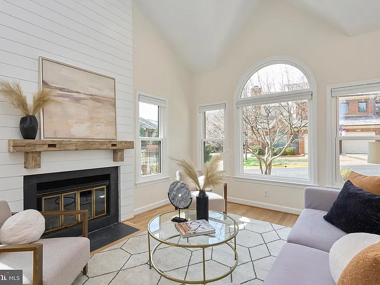 6615 Anthony Crest Sq — Photo 4