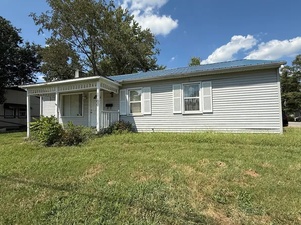 1100 W Concord St, Marion, IL 62959