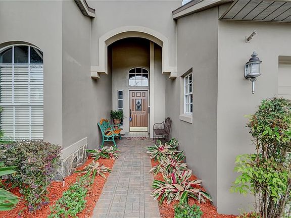 3rd image of 313 Plantation Club Dr