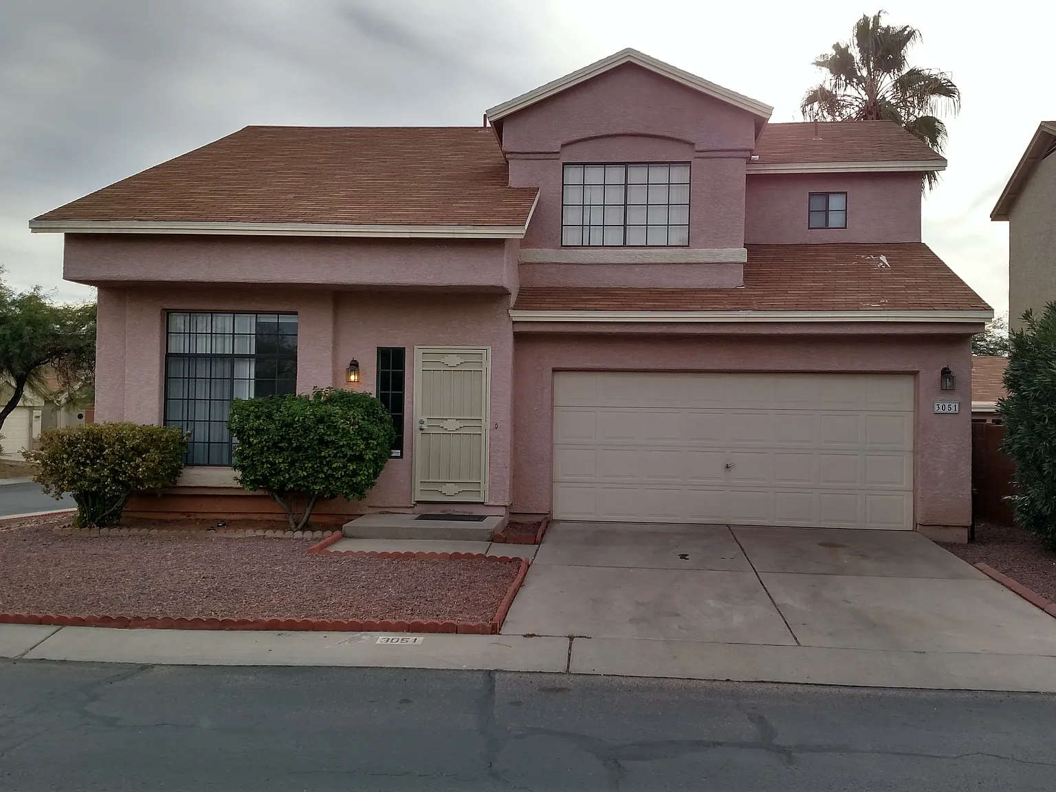 3 bed, 2.5 bath, 1472 sqft, $1,850 — Photo 1