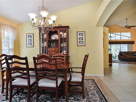 3rd image of 15205 Shearcrest Dr