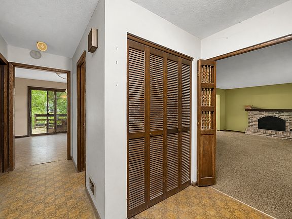 4th image of 15301 Willowood Dr