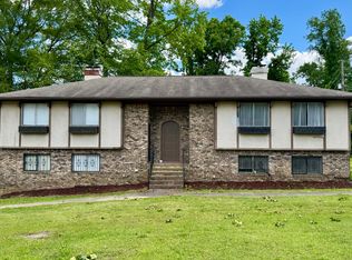 2402 Chapel Rd, Hoover, AL 35226