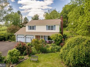 458 Rolling Hills Rd, Ottsville, PA 18942