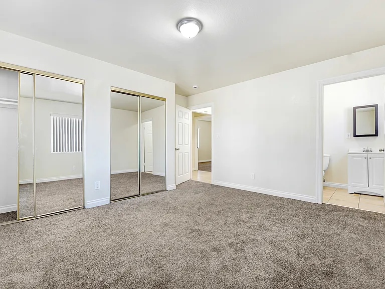 357 W 82nd St #357 — Photo 7