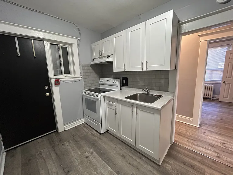 831 Main St — Photo 43