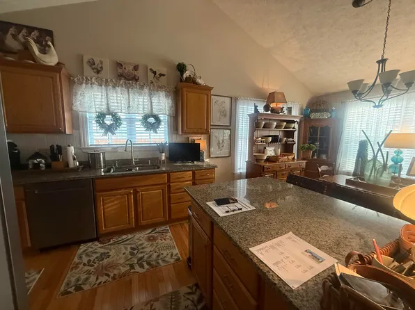 327 Primrose Ln, Winchester, KY 40391