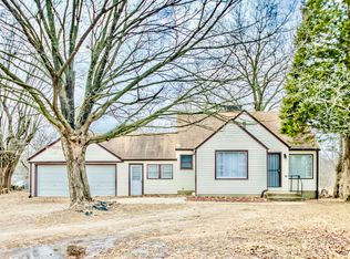 12517 Hillview Dr, Saint Louis, MO