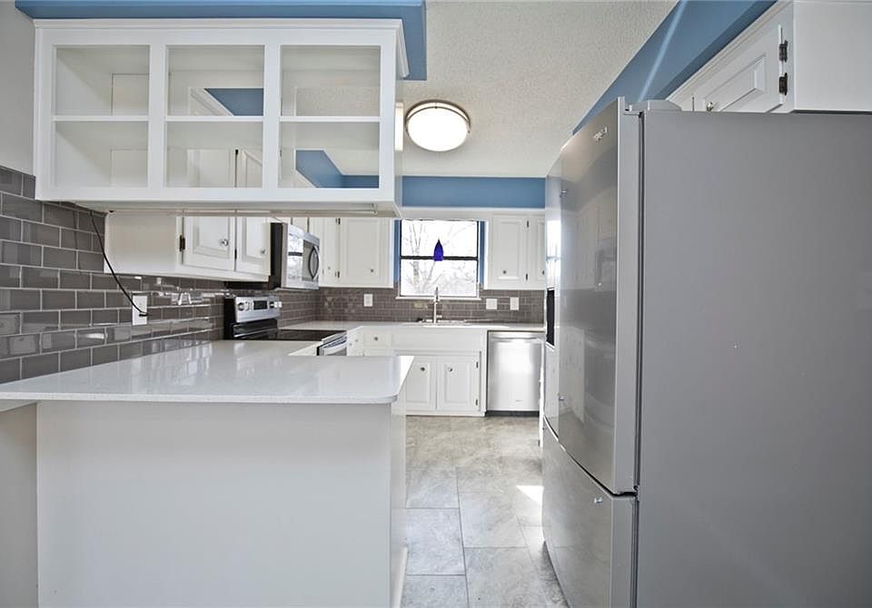 1st image of 2590 Sequoyah Dr