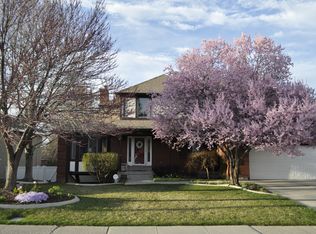 1537 E Spring Ln, Holladay, UT 84117