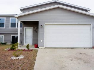 1508 47th Loop SE, Minot, ND 58701