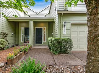 4220 NE Simpson Ct, Portland, OR 97218