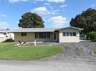 1401 NW 84th Ter, Pembroke Pines, FL 33024