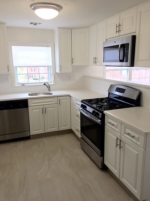 Quartz kitchen