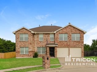 5749 Lionfish Way, Fort Worth, TX 76131
