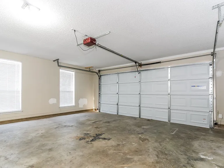 9093 Weeping Cherry Ln — Photo 14