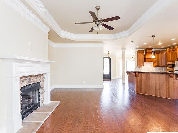 3rd image of 19 Nandina Ln SW