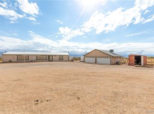 1464 S Dragoon Rd, Golden Valley, AZ 86413